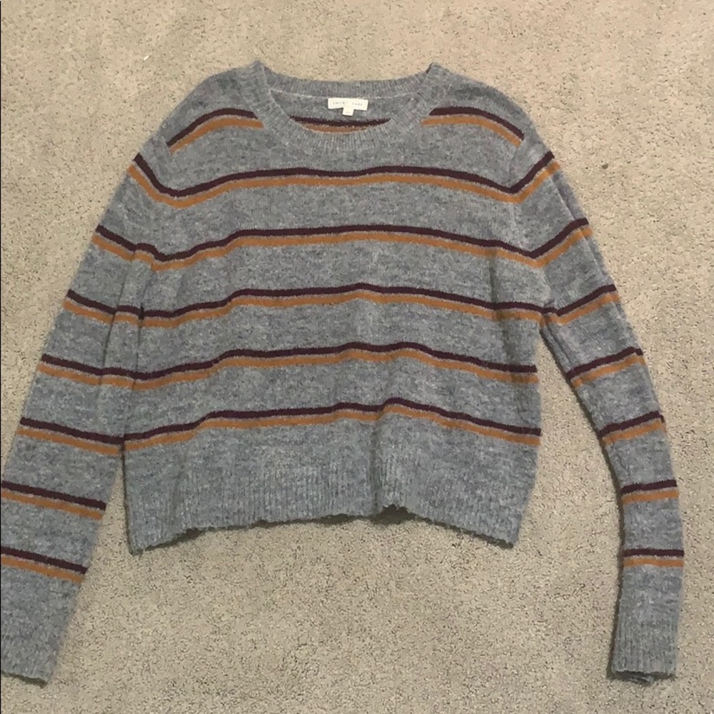 Super cute grey sweater